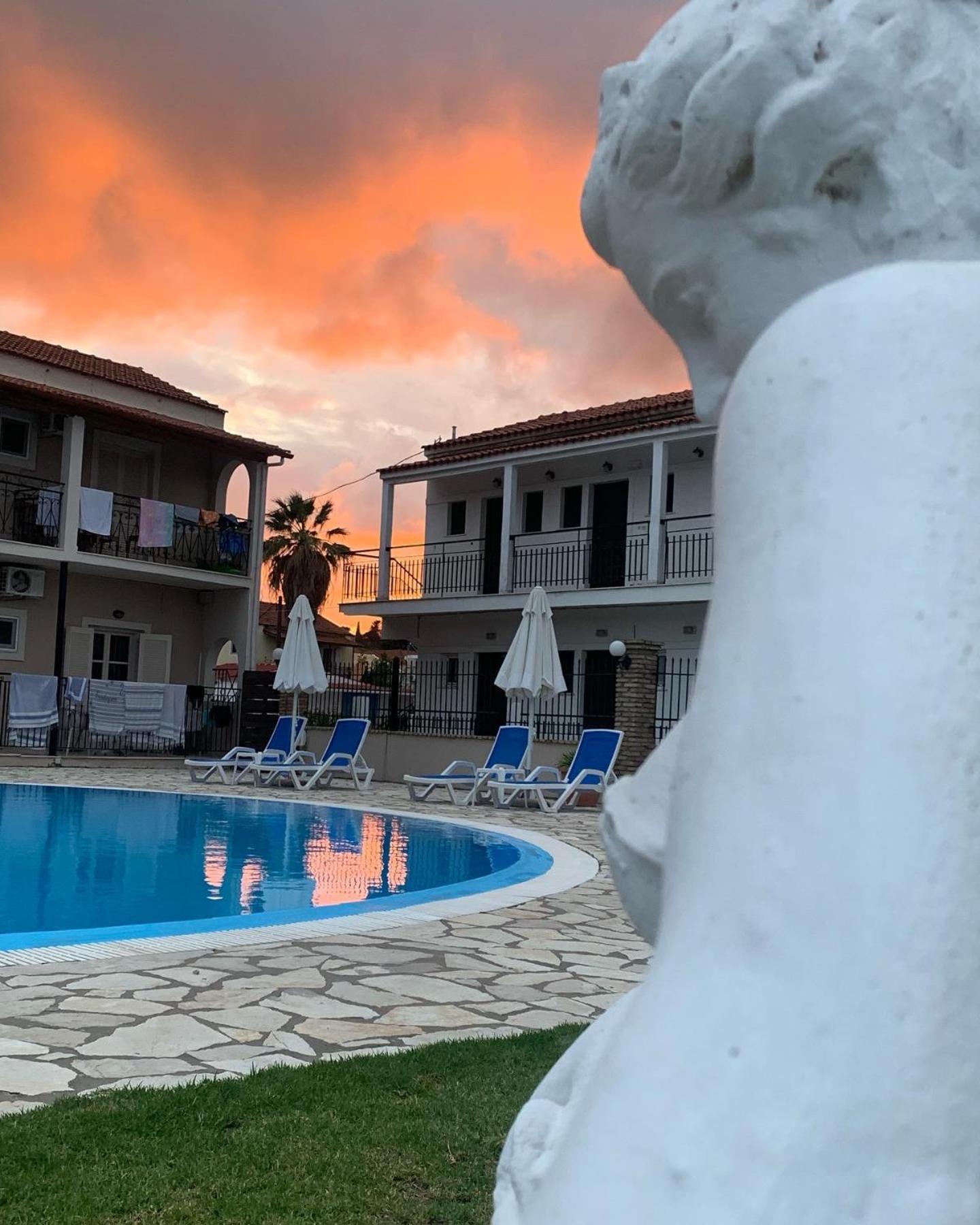 Secreta Vista Aparthotel Kávos Екстериор снимка